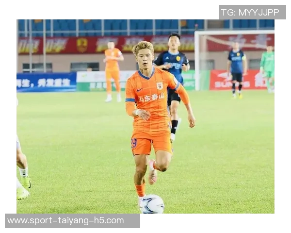 三十周年庆典济南泰山足协杯首冠成员重聚刘越宿茂臻等传奇球员齐聚一堂