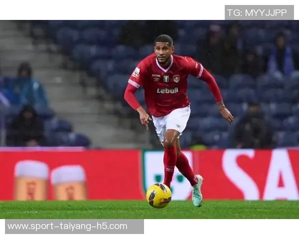 姆布里亚姆卡姆正式加盟武汉三镇开启新征程助力球队冲击荣誉